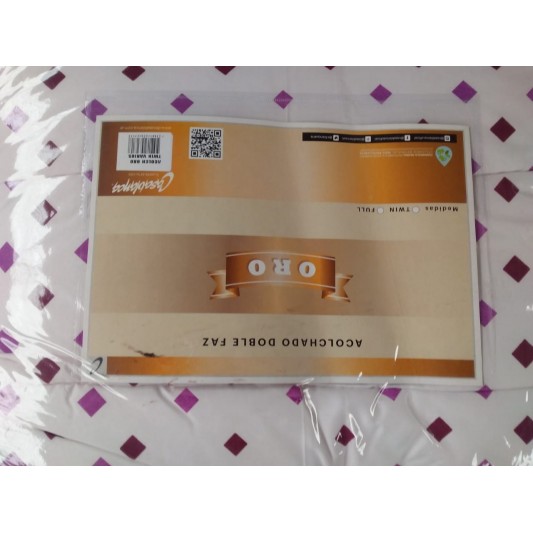 CASABLANCA 3100 ACOLCHADO ORO 1 1/2PL ROMBOS LILAS