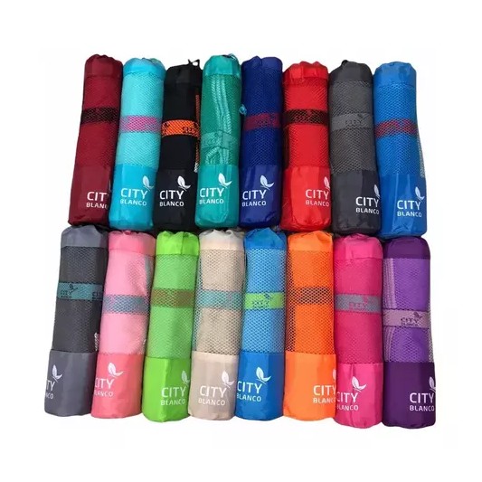 CITY BLANCO TOALLON SECADO RAPIDO NEGRO