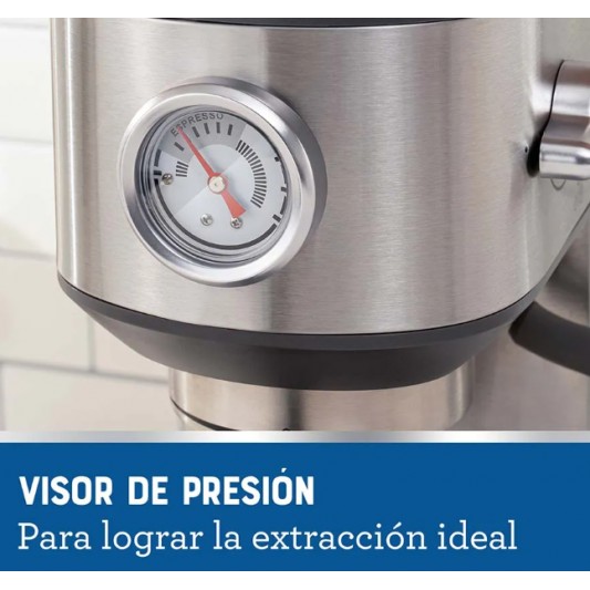 OSTER CAFETERA COMPACTA...