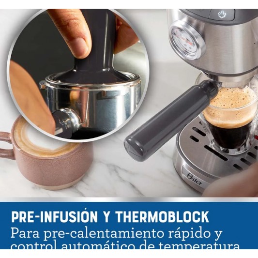 OSTER CAFETERA COMPACTA...
