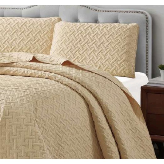 VIRIDIANA CUBRECAMAS QUEEN QUILT...